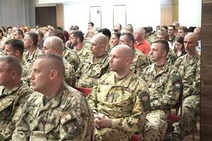 Nőtt a kar tekintélye_2